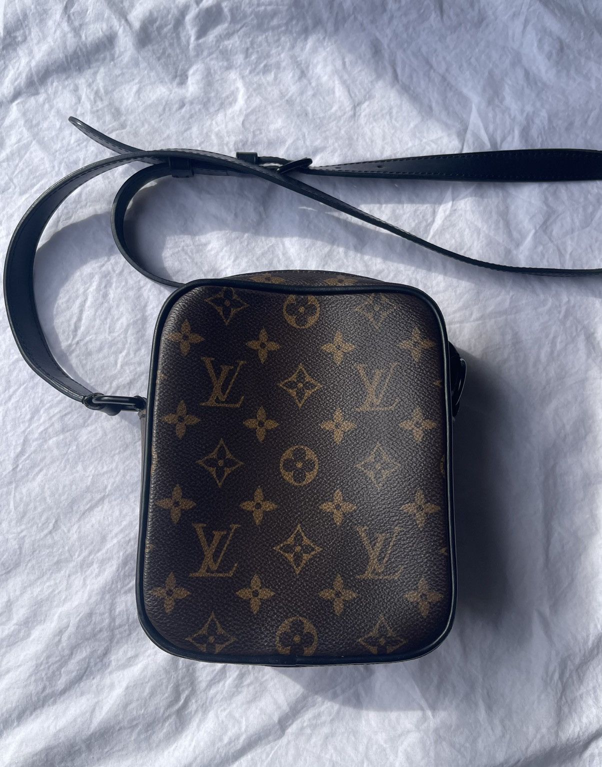 Louis Vuitton Louis Vuitton Christopher Monogram ($3000+Market) Size ONE SIZE - 2 Thumbnail