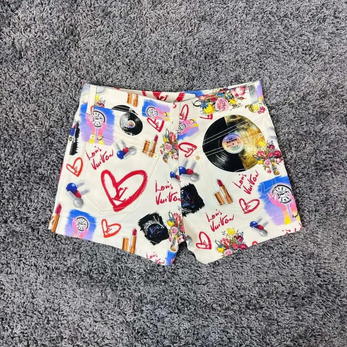 Louis Vuitton Louis Vuitton Valentine's Day Limited Edition Shorts . Size 22" - 3 Thumbnail
