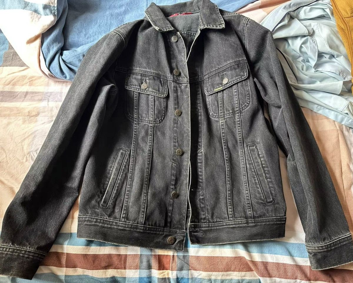 Playboy × Supreme Supreme playboy washed denim trucker work jacket Size US M / EU 48-50 / 2 - 3 Thumbnail