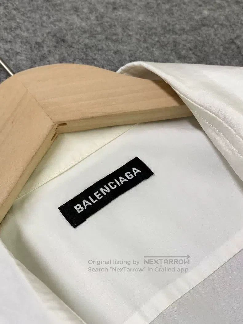 Balenciaga Balenciaga size 39 Solid Color Pocket Shirt Size US S / EU 44-46 / 1 - 3 Thumbnail