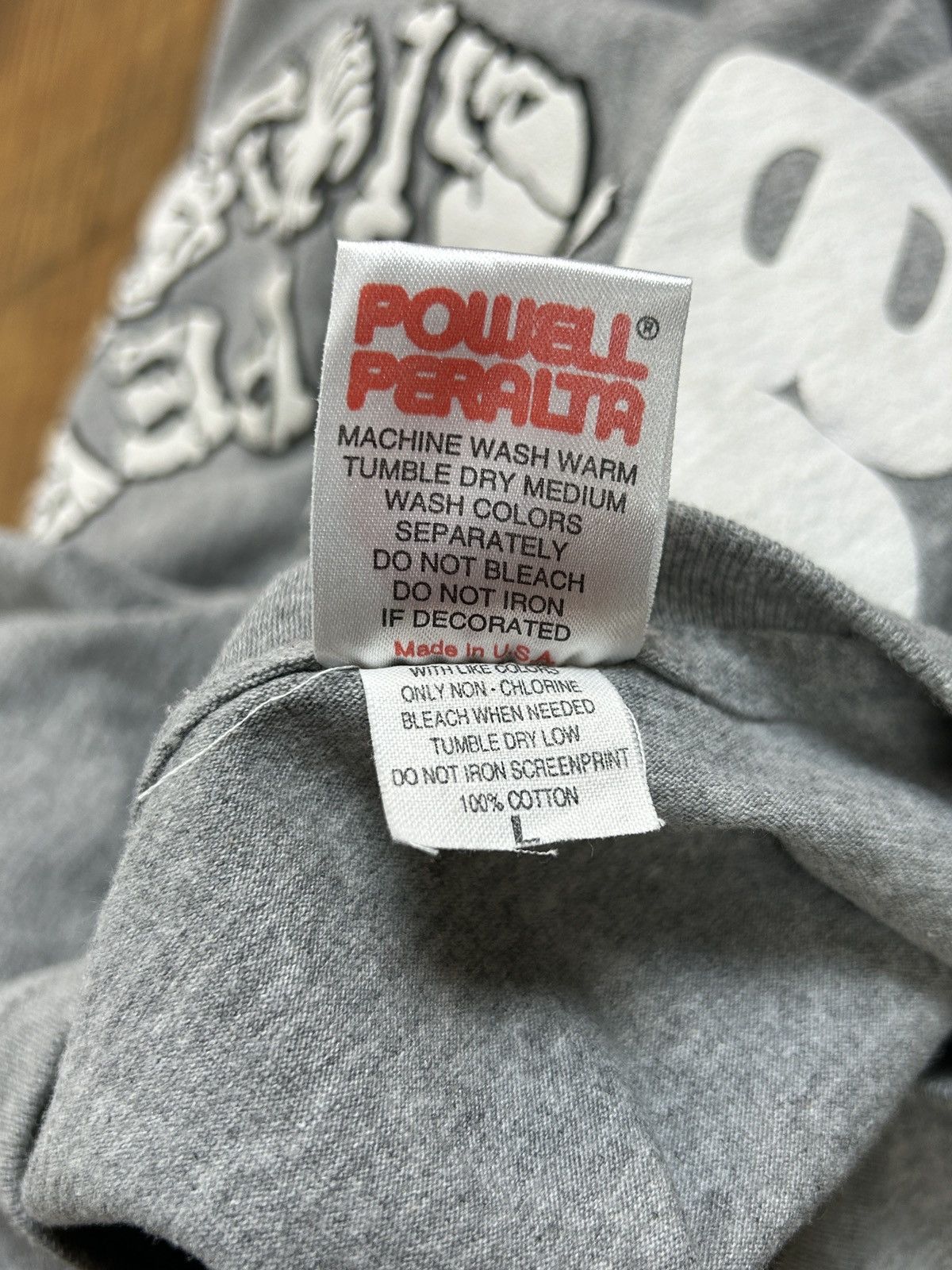 Powell Peralta 90s Vintage 1990 Powell Peralta Bones Embossed Logo T-Shirt Size US L / EU 52-54 / 3 - 9 Thumbnail