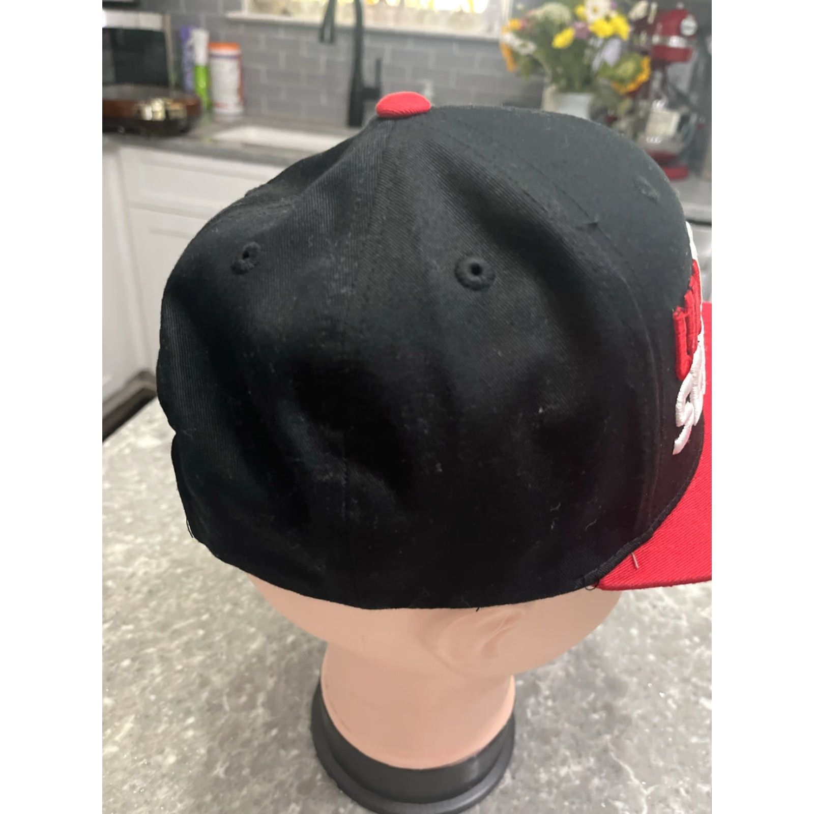 Vintage VINTAGE MTV2 Uncommon Sense With Charlamagne Cap Hat Unisex One Size Black Red Baseball Cap Mens Womens Boys Girls KB ETHOS Size ONE SIZE - 4 Thumbnail