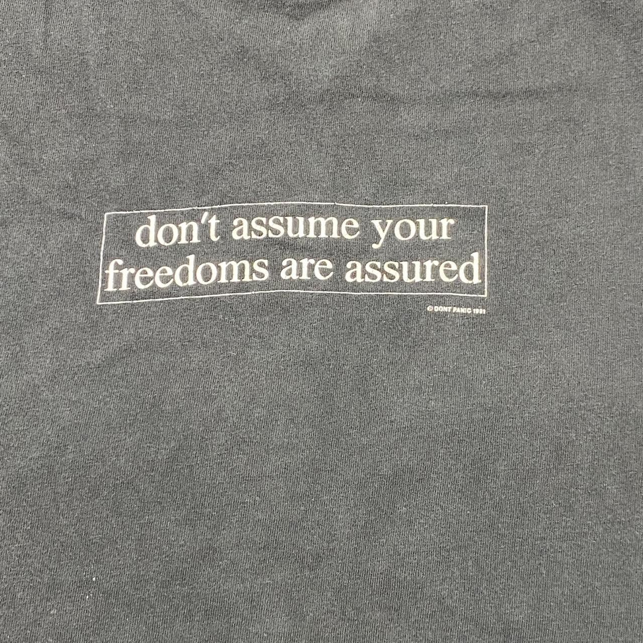 Other Vintage Don't Panic Black Box Logo Political Tee Size Medium Size US M / EU 48-50 / 2 - 3 Thumbnail