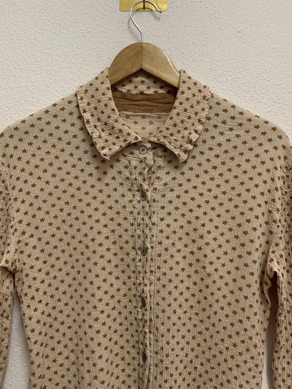 Issey Miyake TSUMORI CHISATO By Issey Miyake Crepe Pleated Star Button Up Size M / US 6-8 / IT 42-44 - 3 Thumbnail