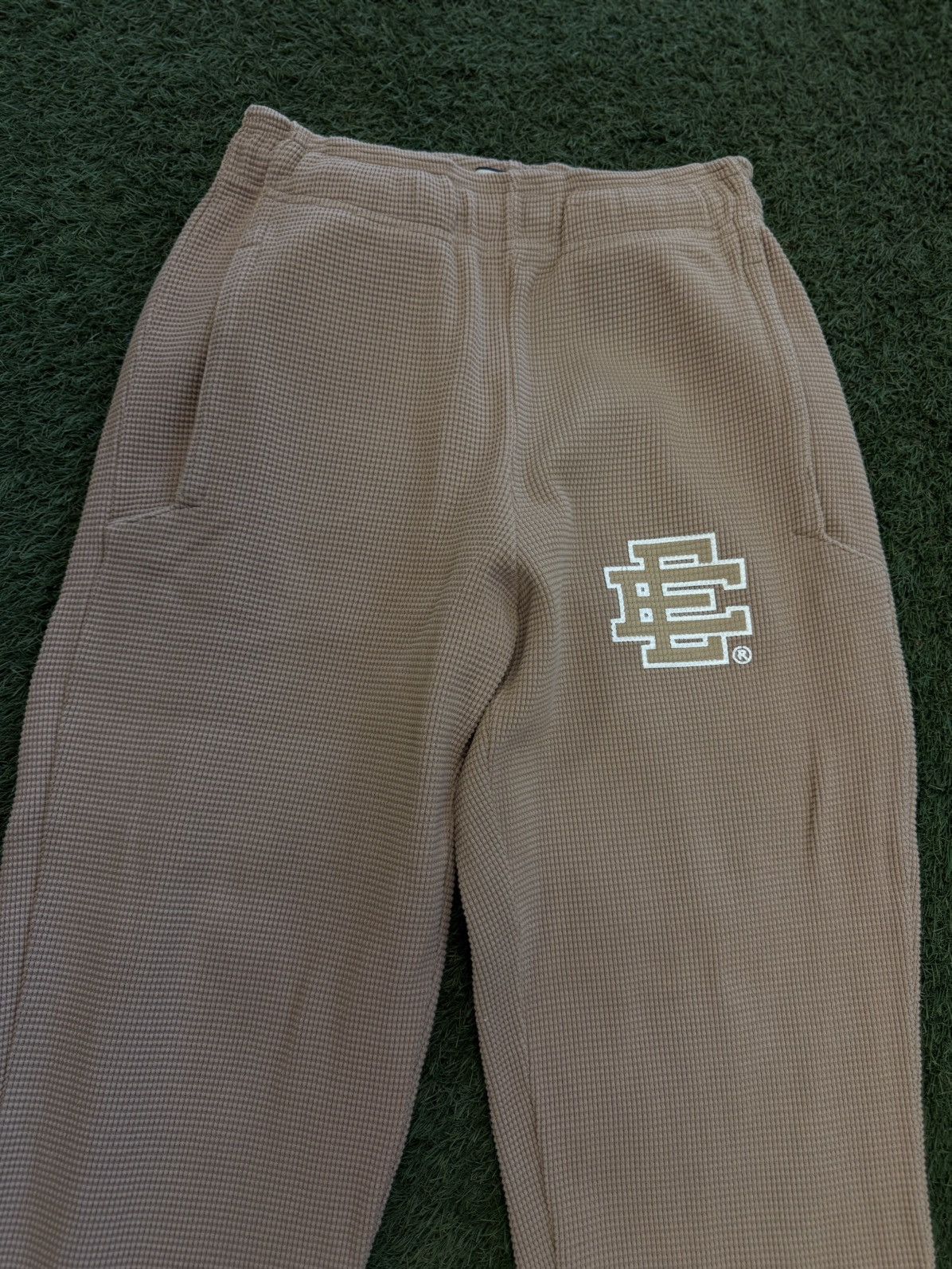 Eric Emanuel Eric Emanuel FW21 TAN Thermal Sweatpants Size (M) Size US 31 - 6 Thumbnail