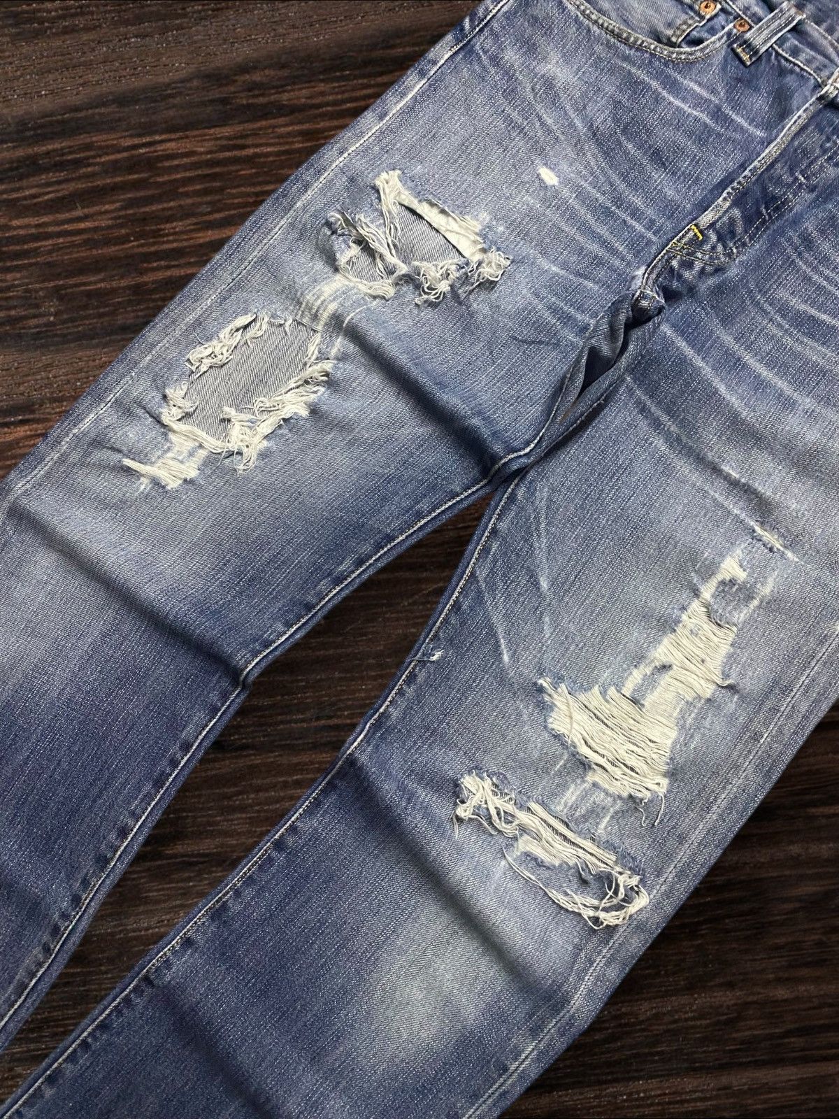 Levi's Vintage Clothing Vintage Levis 501 Ripped Loose Jeans Size US 32 / EU 48 - 7 Thumbnail