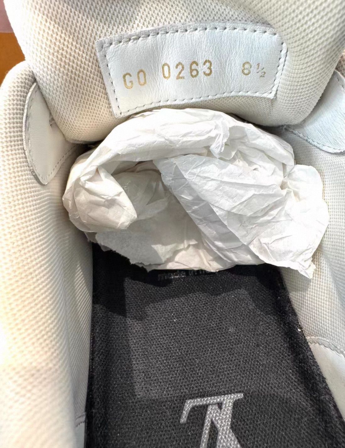 Louis Vuitton Louis Vuitton Black and White Trainer Lace Up Low Top Fash Size US 8.5 / EU 41-42 - 8 Thumbnail