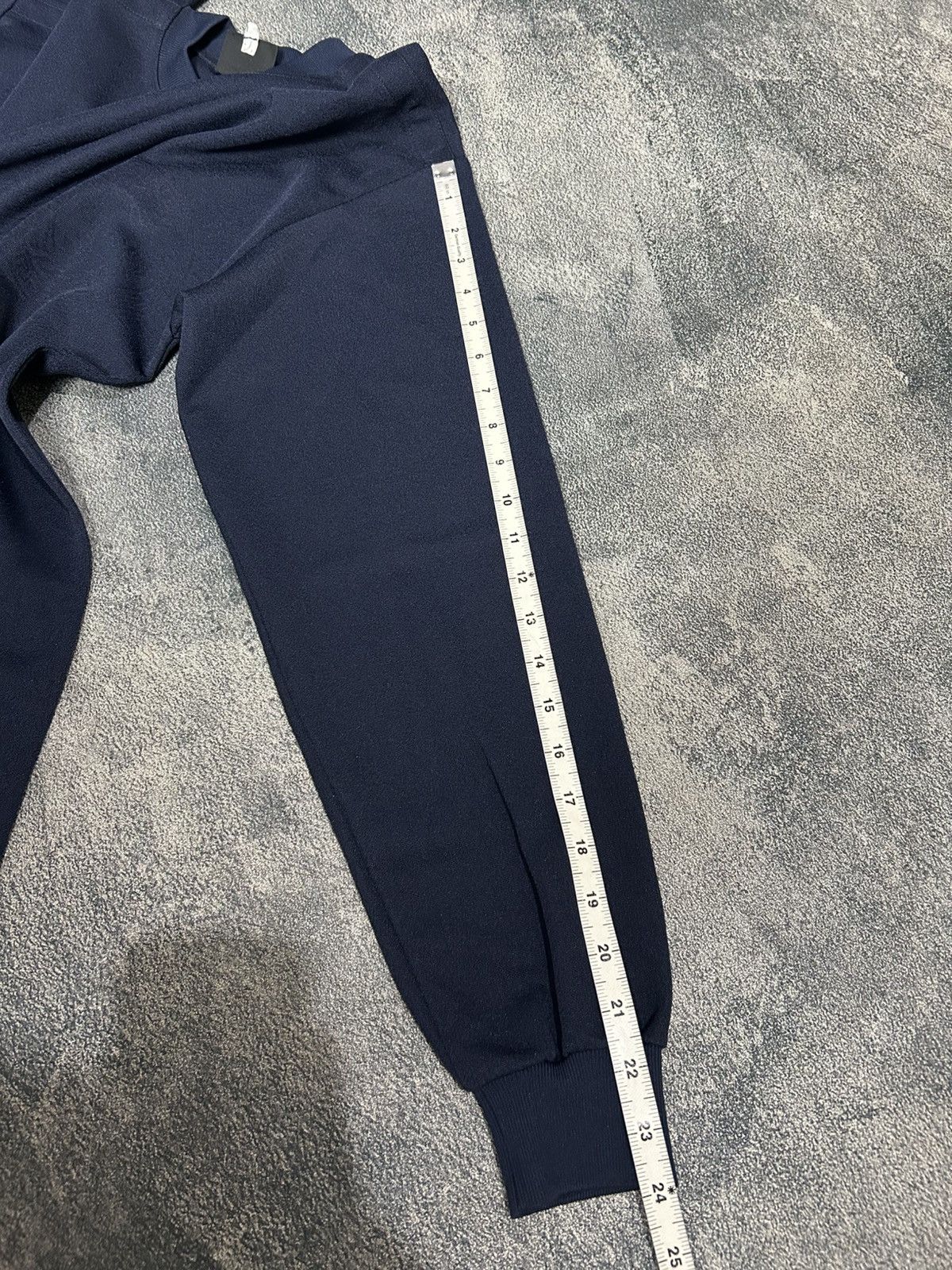 Versace Vintage Versace logo Navy longsleeve Size US L / EU 52-54 / 3 - 11 Thumbnail