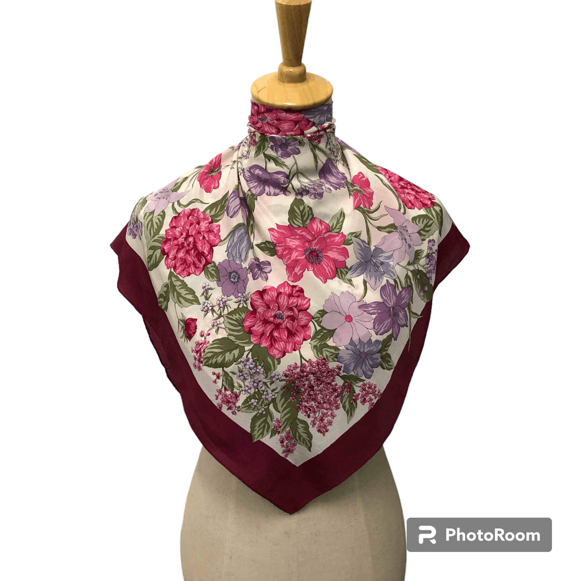 Vintage Luxury Lavish Floral Hand Rolled Silk Scarf M1021 Size ONE SIZE - 1 Thumbnail