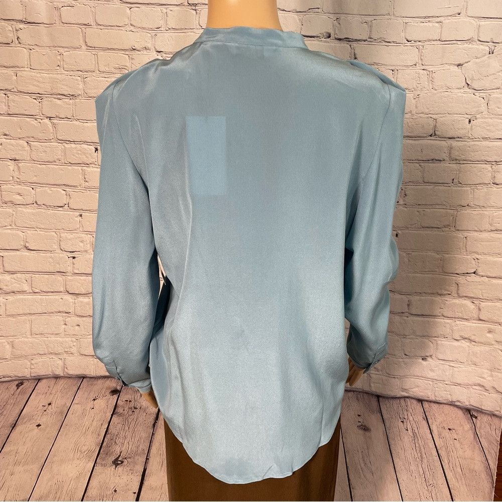 Joie NWT New $278 Joie Eldridge Blue Silk Blouse Size M Size M / US 6-8 / IT 42-44 - 5 Thumbnail