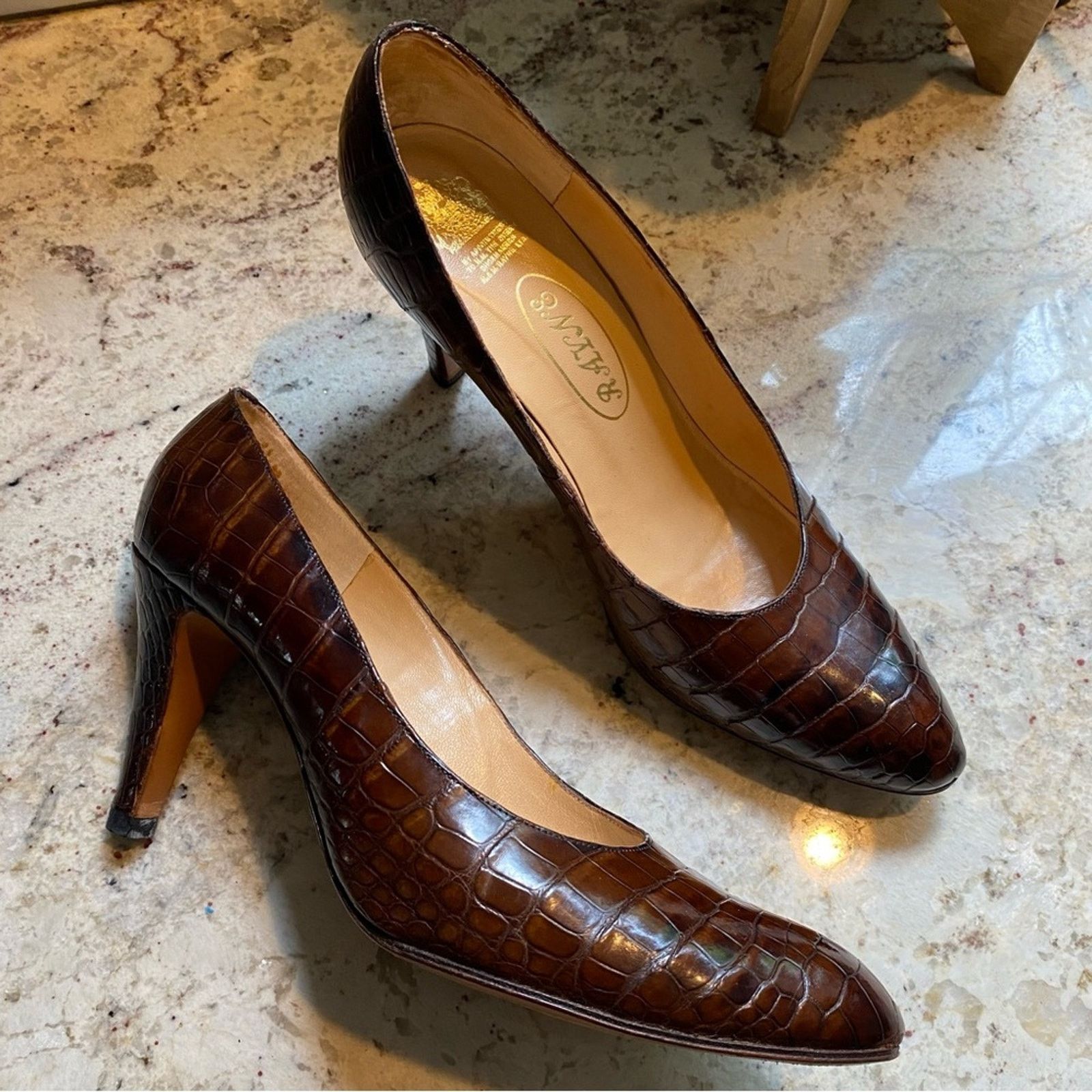 Other Rayne London $540 EVITA Croc Heels sz 9.5 AA EUC Size US 9.5 / IT 39.5 - 2 Thumbnail
