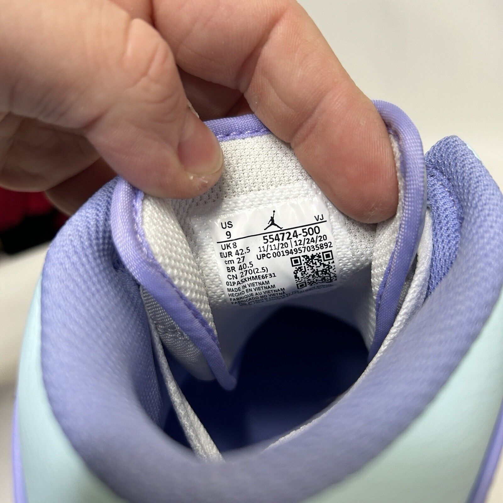 Nike Nike Air Jordan 1 Retro Mid “Purple Pulse/Arctic Punch” 2024 Size US 9 / EU 42 - 6 Thumbnail
