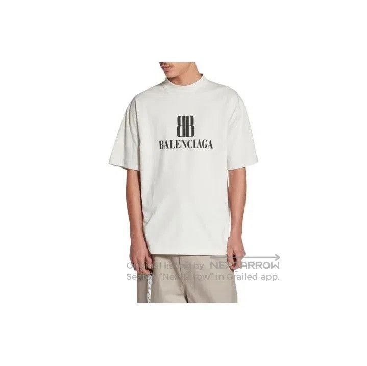 Balenciaga Balenciaga Distressed Round Neck Short Sleeve T. Size US S / EU 44-46 / 1 - 1 Thumbnail