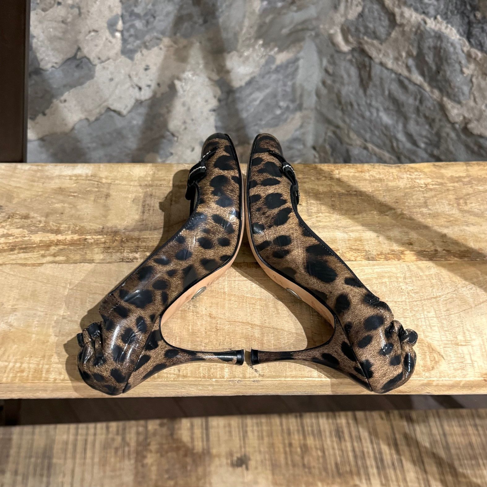 Dolce & Gabbana Dolce & Gabbana Leopard Patent Elastic Bow Pumps Size US 7.5 / IT 37.5 - 10 Thumbnail