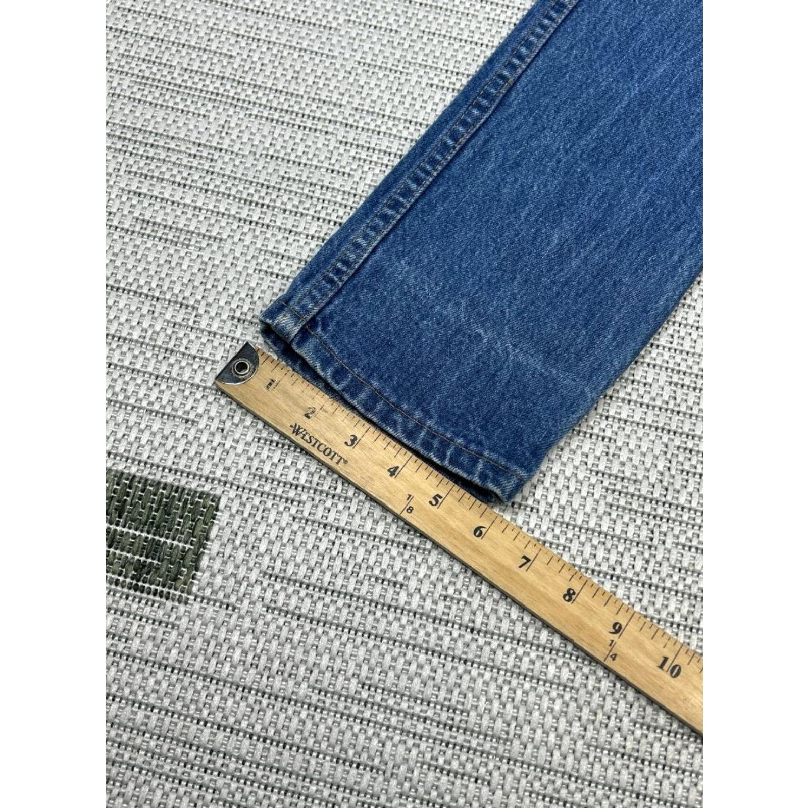 Levi's VINTAGE Levi's Jeans Womens 23 Denim 5-Pocket Logo Embroidered Blue MOdern Classic Straight Mens Womens Size 40" / US 18 - 4 Thumbnail