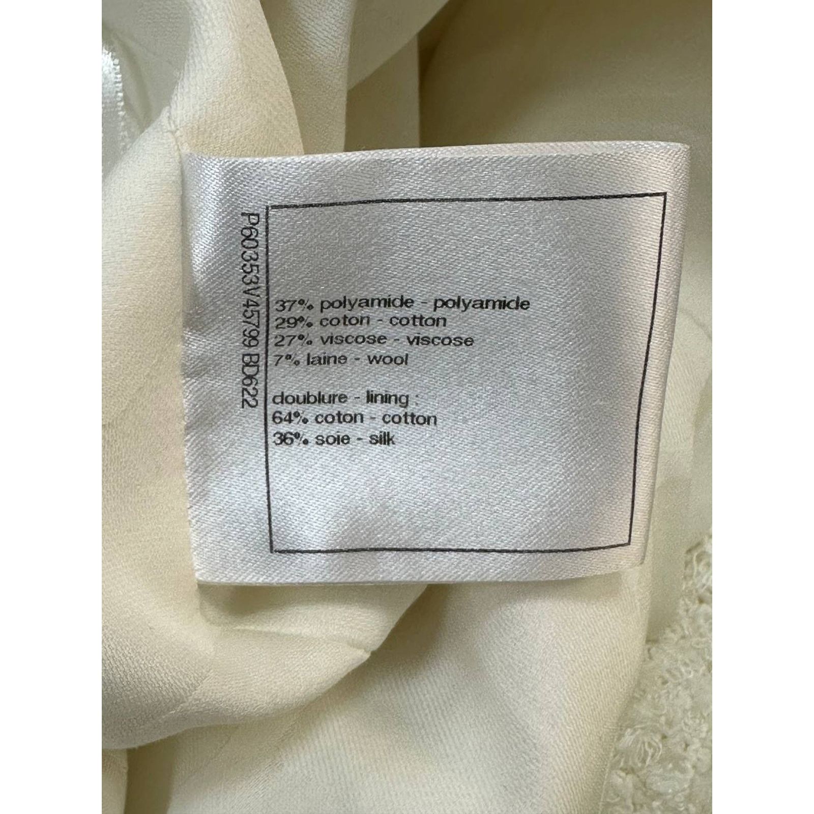 Chanel Chanel Tweed Ivory Mini Skirt Sz.40 Size 28" / US 6 / IT 42 - 4 Thumbnail