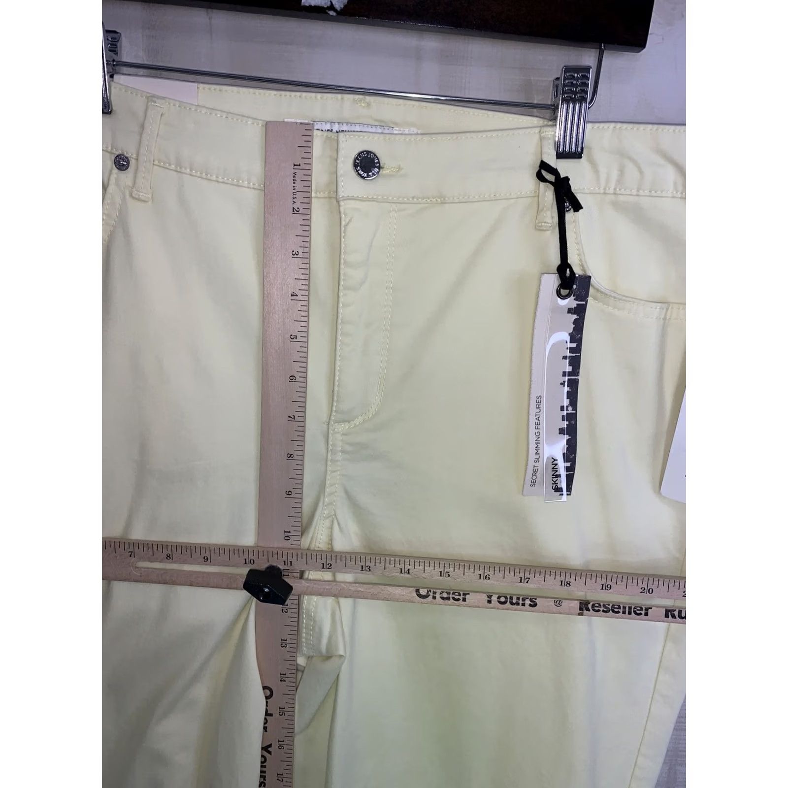 Jones New York Jones New York Jeans Secret Slimming Low Rise Skinny Womens 16w Yellow Pants NWT Size 38" / US 16 / IT 52 - 3 Thumbnail