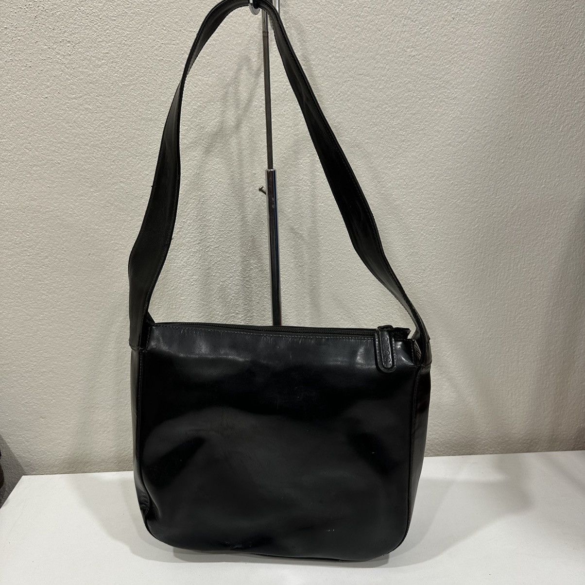 Gucci ‼️LASTDROP‼️VINTAGE GUCCI SOHO ENAMEL PATENT LEATHER HOBO BAG Size ONE SIZE - 3 Thumbnail