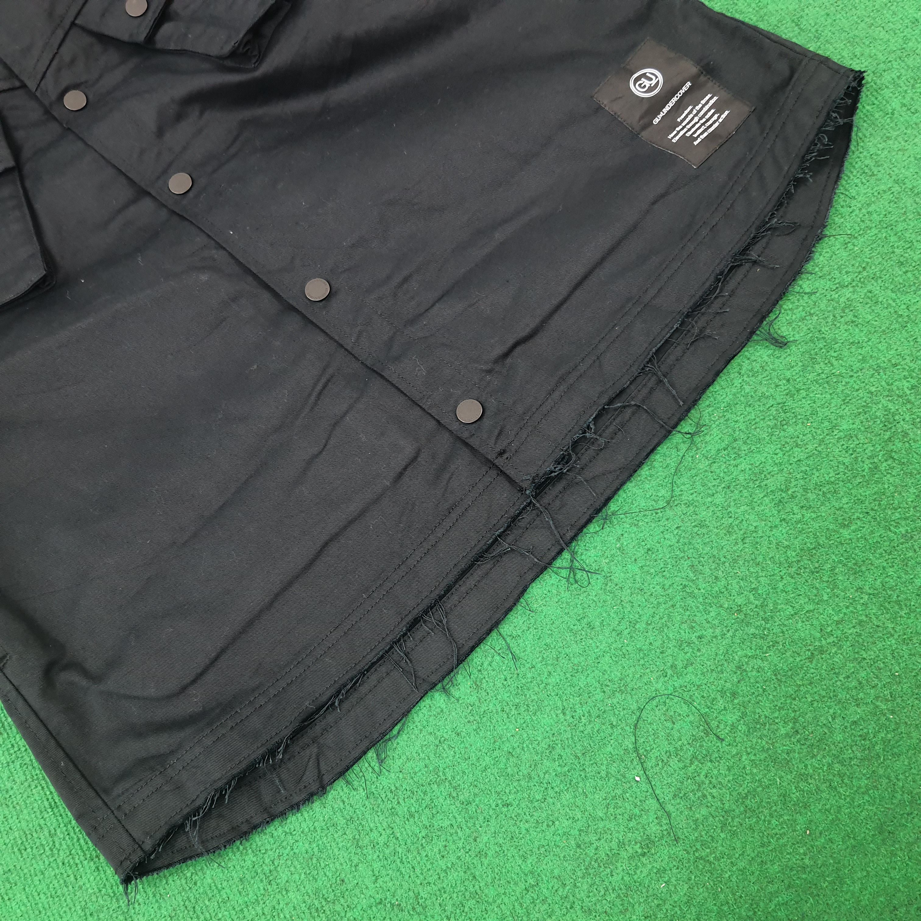 Japanese Brand × Undercover × Vintage Vintage GU x Undercover Japanese Brand Custom Logo Jacket Size US L / EU 52-54 / 3 - 13 Thumbnail