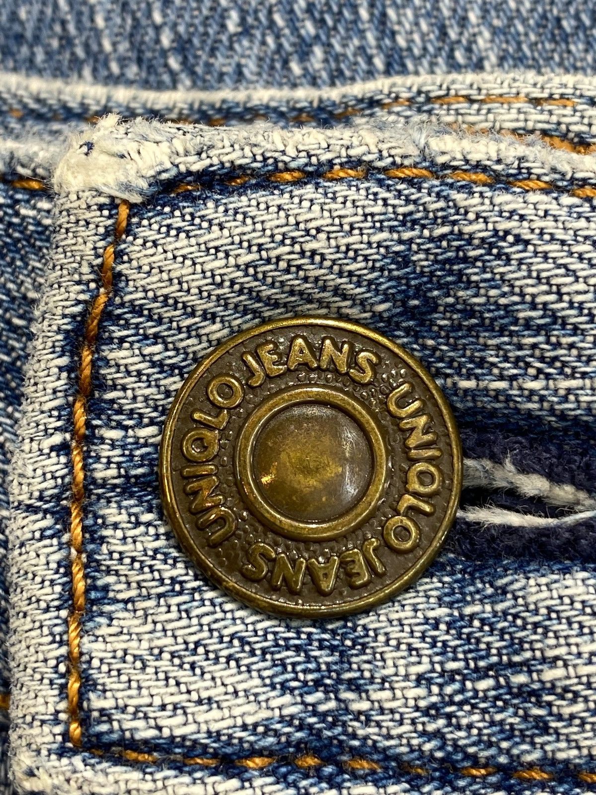 Uniqlo UNIQLO Faded Blue Wash Style Flare Jeans Size US 30 / EU 46 - 13 Thumbnail
