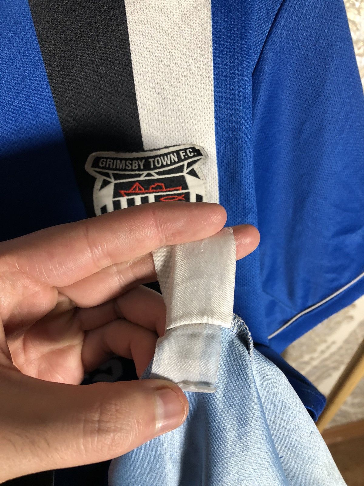 Errea VINTAGE ERREA FC GRIMSBY TOWN ENGLAND RETRO SOCCER JERSEY Size US M / EU 48-50 / 2 - 5 Thumbnail