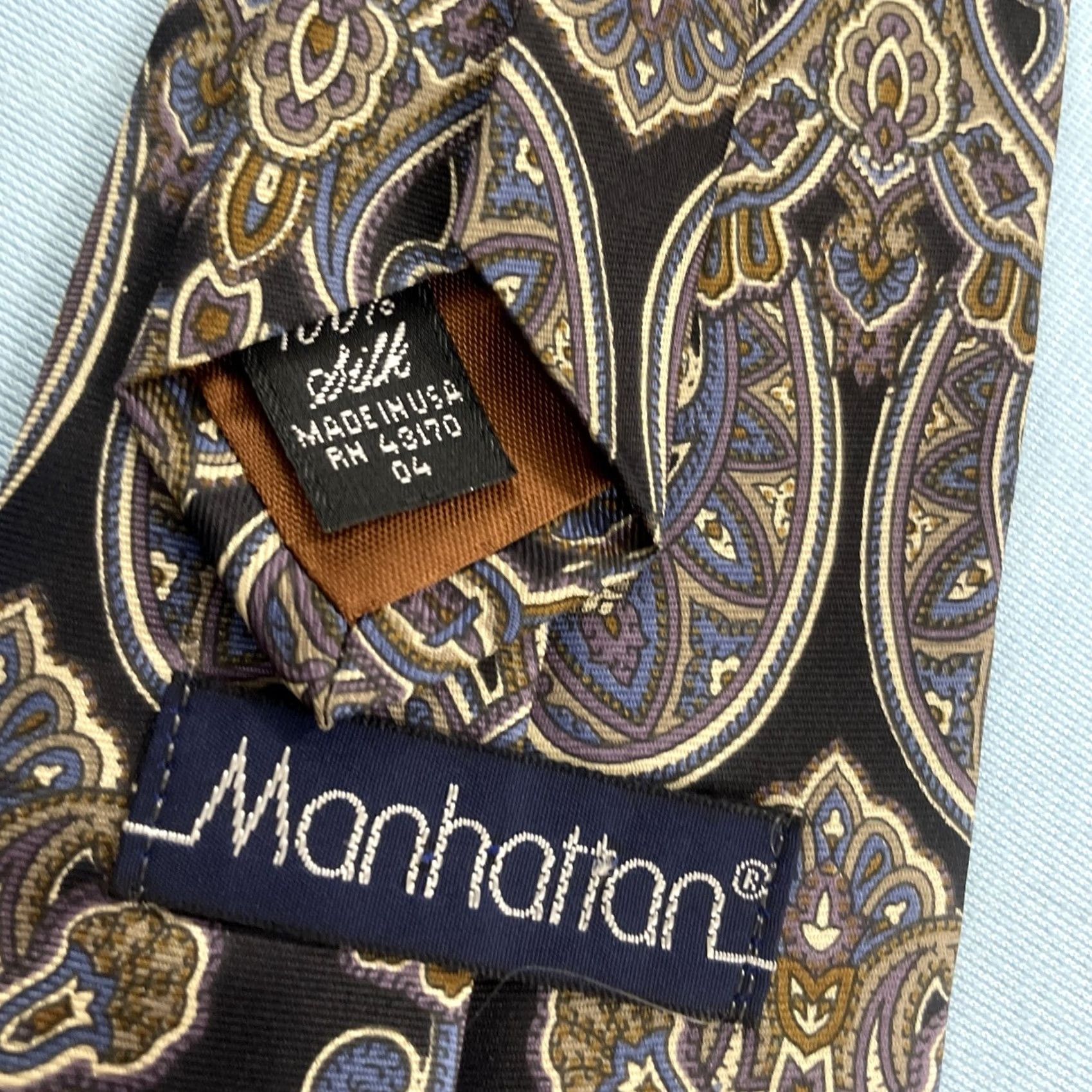 Vintage Manhattan vtg Silk Paisley Crest Western Black Brown Blue Vintage Made USA 4x57 Cap​sule Wide Necktie Size ONE SIZE - 3 Thumbnail