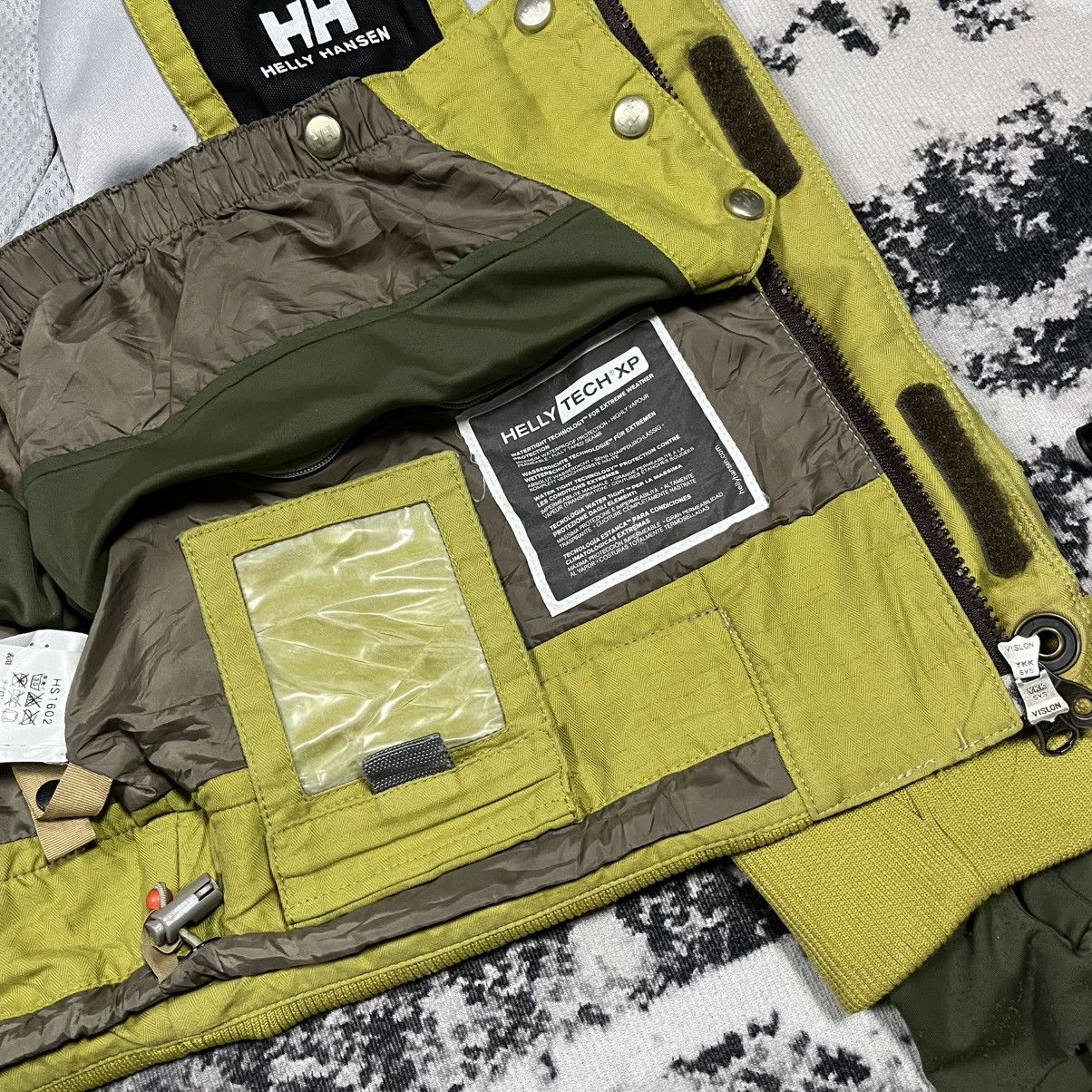 Helly Hansen a28 Helly Hansen Tech Xp WaterTight tactical pocket Size US M / EU 48-50 / 2 - 18 Thumbnail
