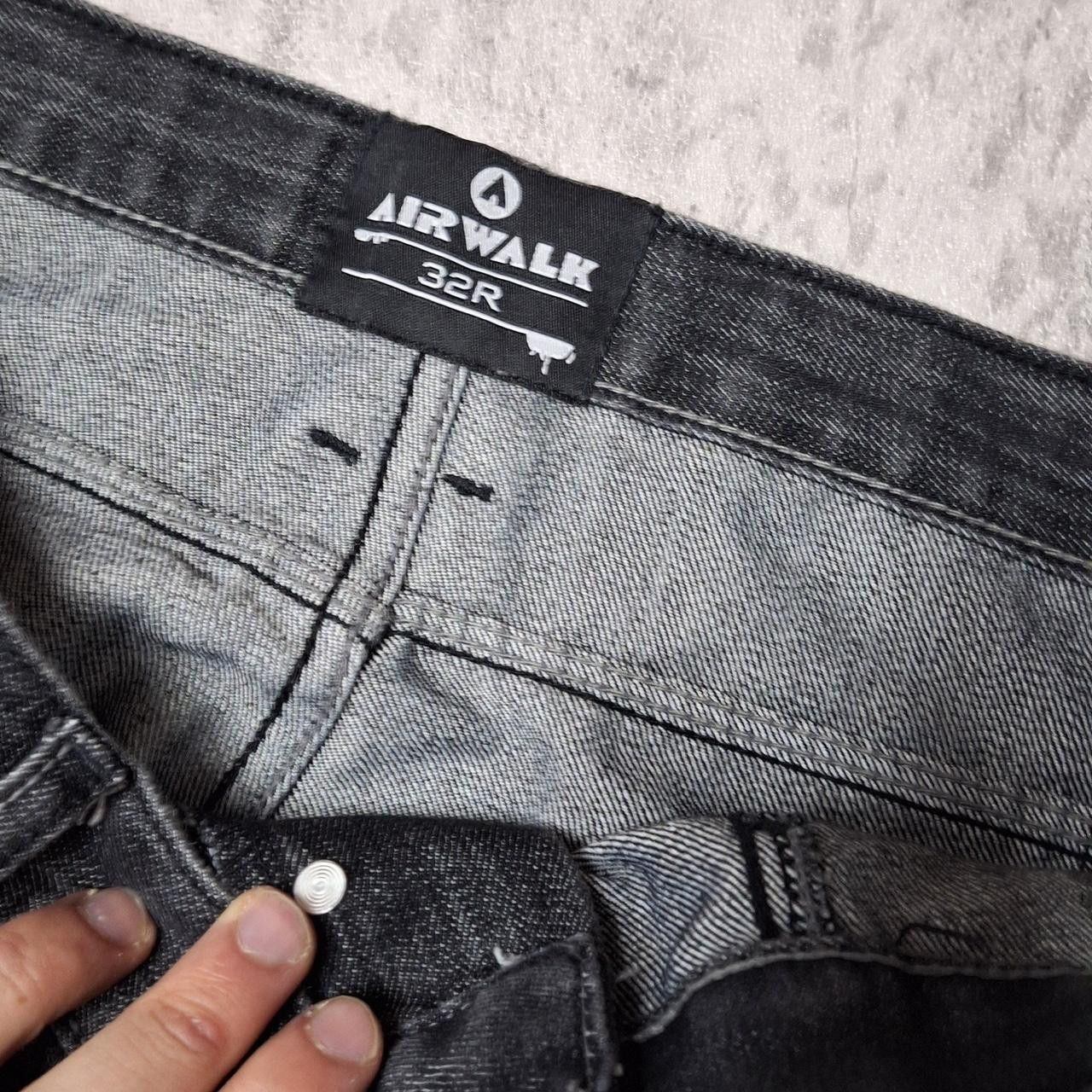 Other Black cargo jeans with a distressed look #grunge Size US 32 / EU 48 - 3 Thumbnail