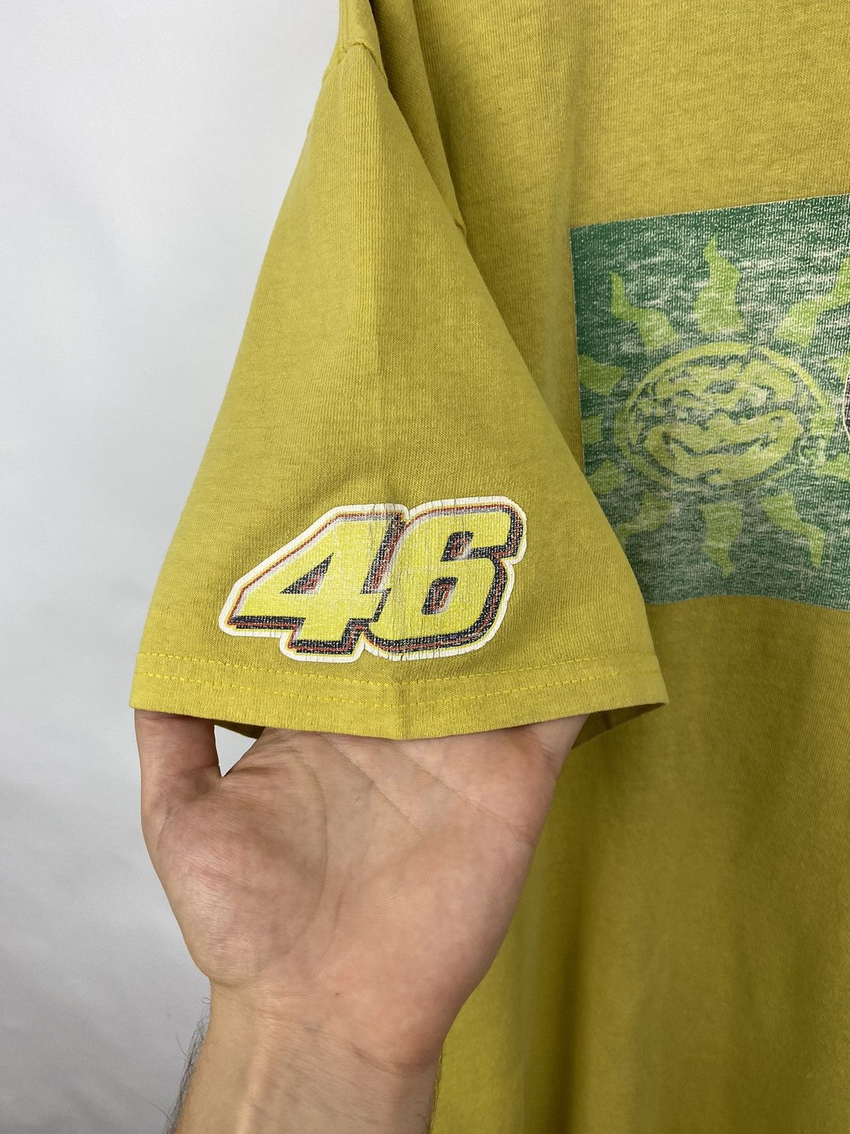 Gildan 🇮🇹 Vintage 90s Valentino Rossi 46 World Champion T-Shirt Rare Size US XXL / EU 58 / 5 - 5 Thumbnail