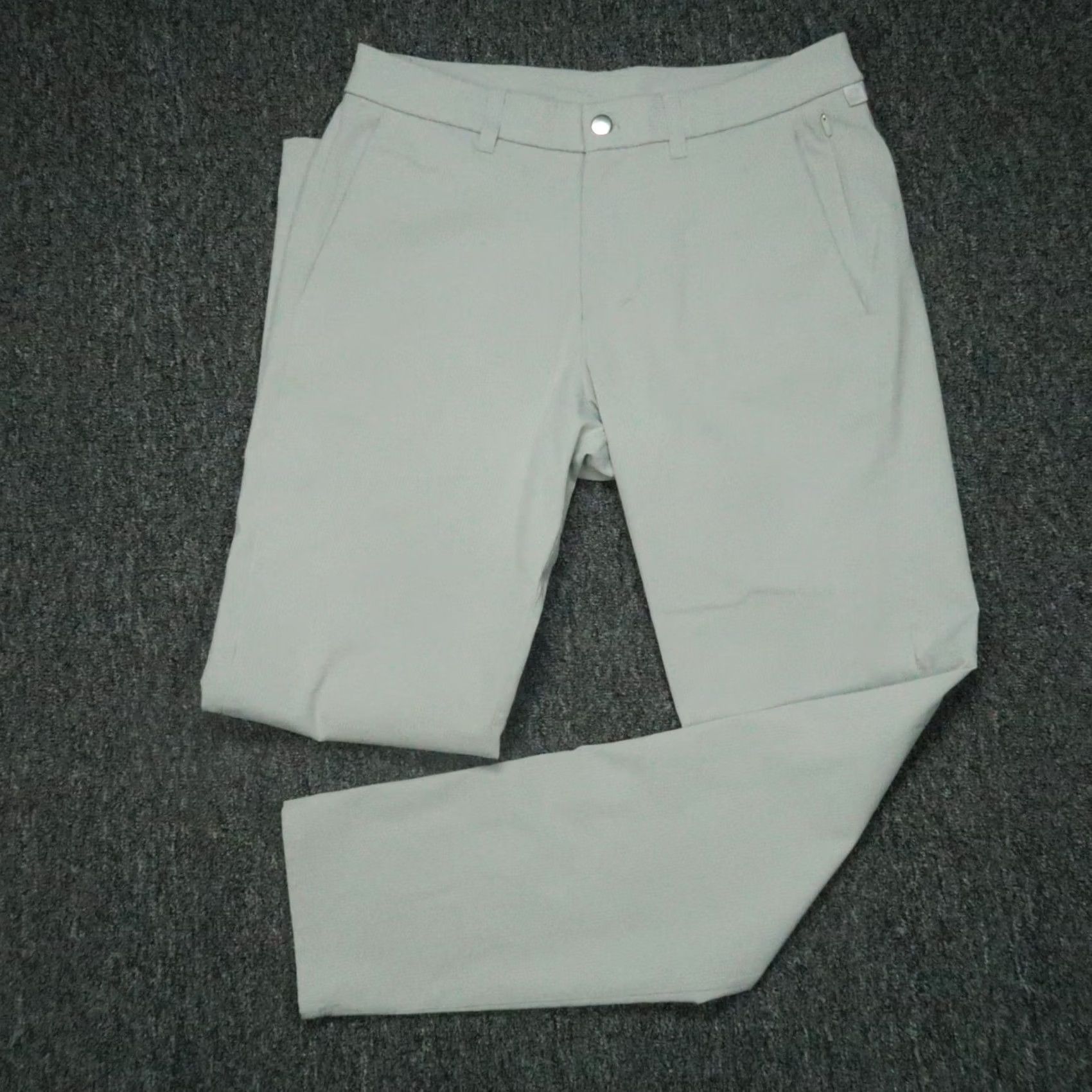 Lululemon Lululemon Pants Mens 32 Gray Men 32x32 Commission Slim Fit Ventlight Zip Pocket Size US 32 / EU 48 - 2 Thumbnail