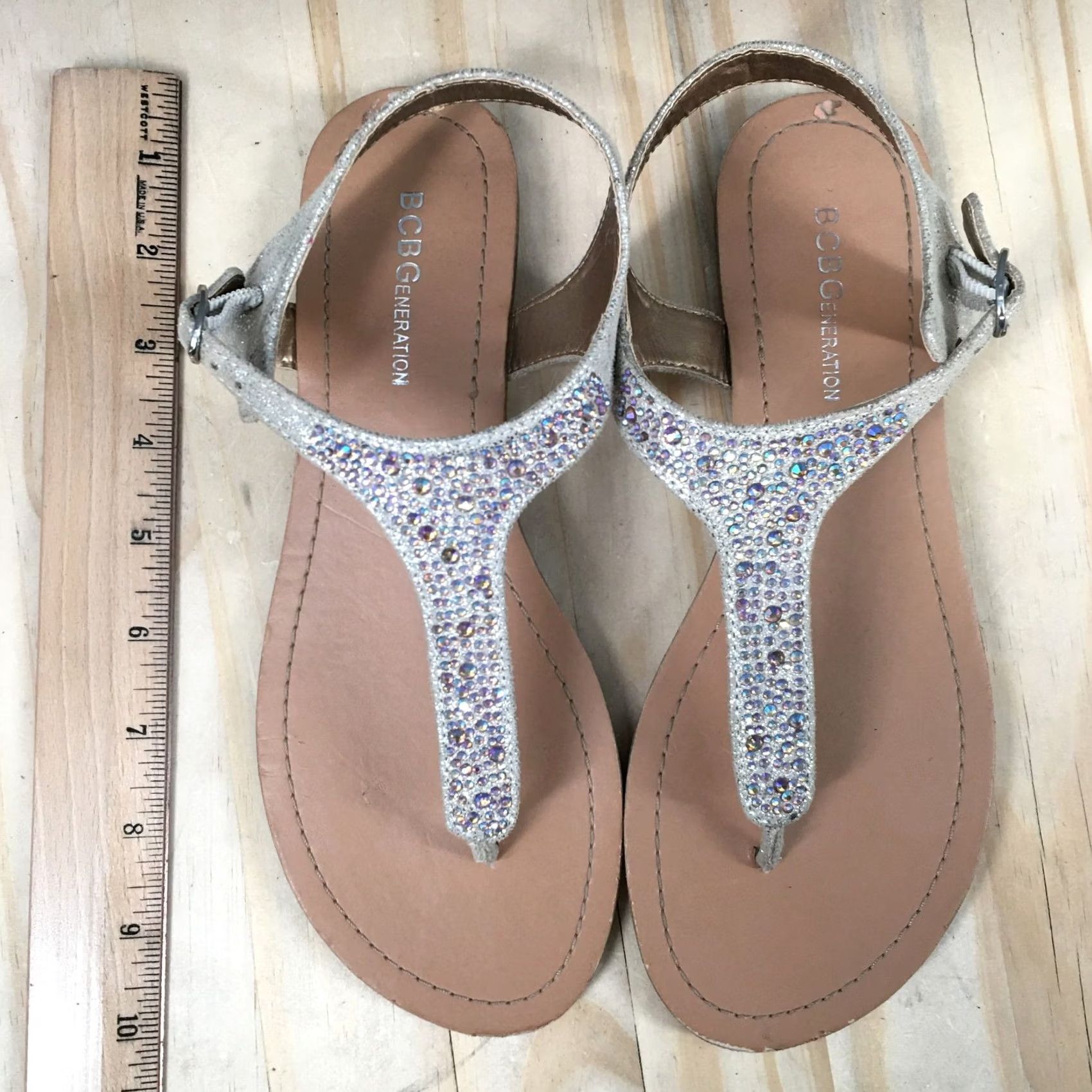 BCBGeneration BCBGeneration Sandals Womens 7 B Thong Gray Beaded Buckled Toe Post Casual Flats Size US 7 / IT 37 - 7 Thumbnail