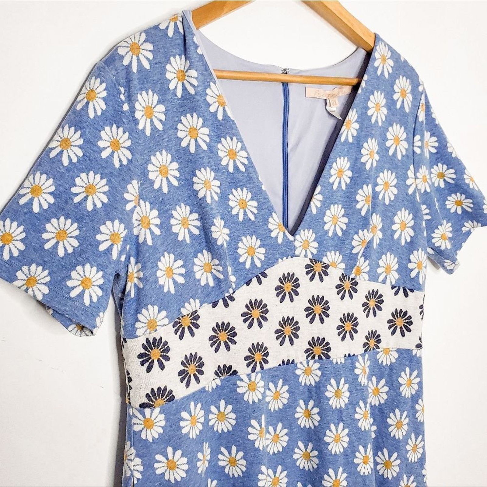 Hutch Hutch Blue Daisy Floral Rainey Floral Knit Midi Dress Sz 0X Size XL / US 12-14 / IT 48-50 - 3 Thumbnail