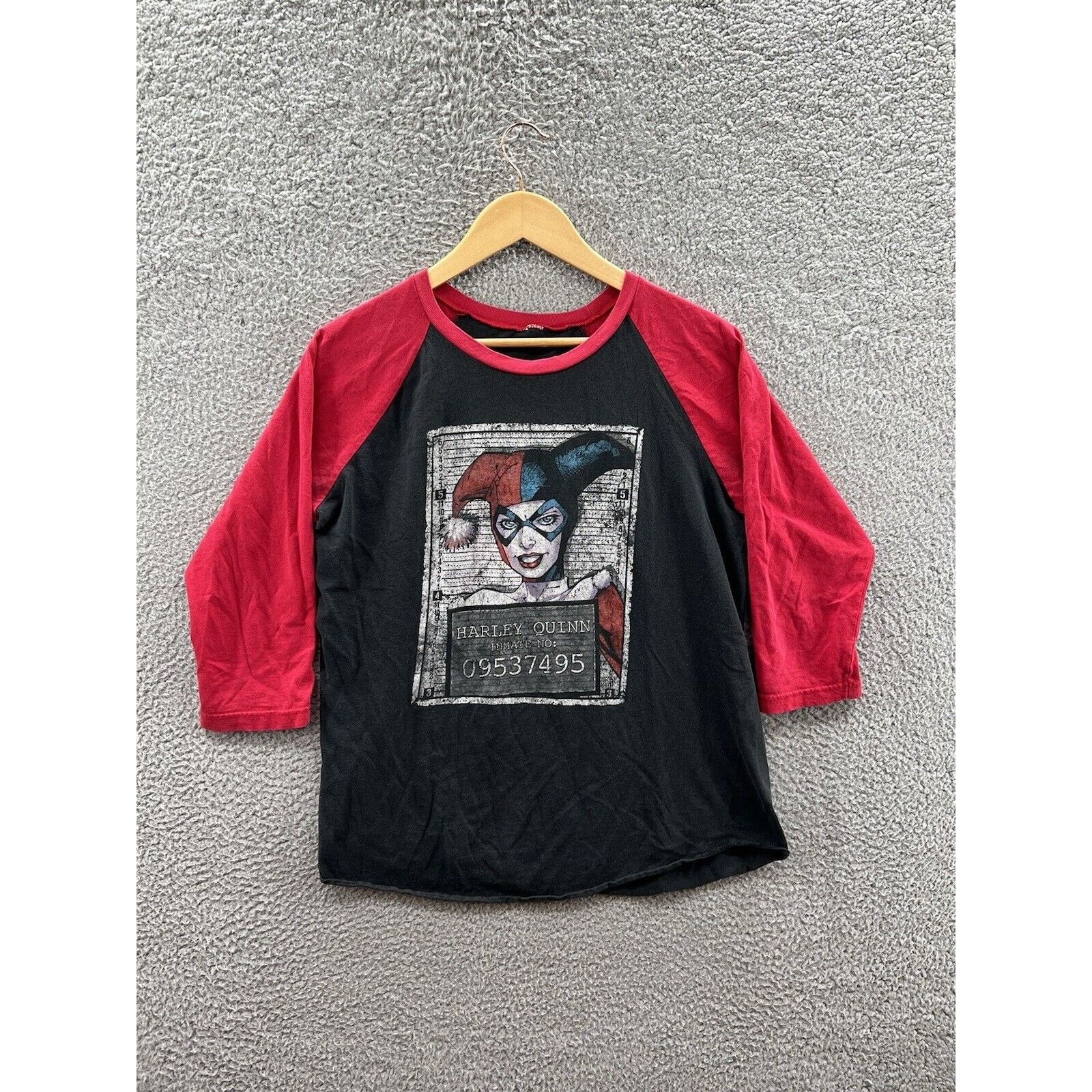 Other DC Comics Harley Quinn Inmate No: 09537495 Black Red Raglan Size US M / EU 48-50 / 2 - 1 Thumbnail