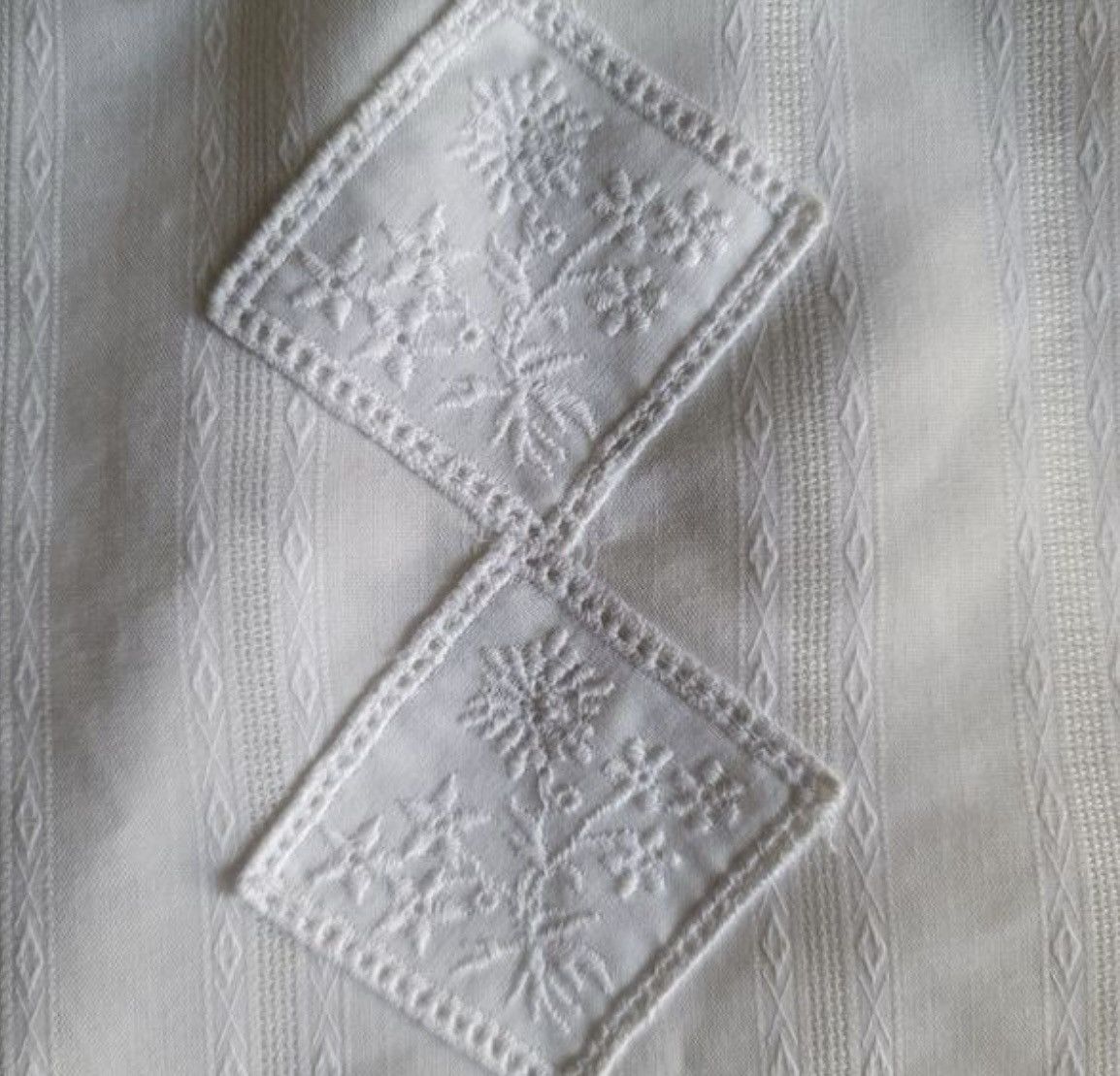 Vintage Pierre Lamonte S-M cream ivory lace eyelet Vintage cottage Size M / US 6-8 / IT 42-44 - 8 Thumbnail