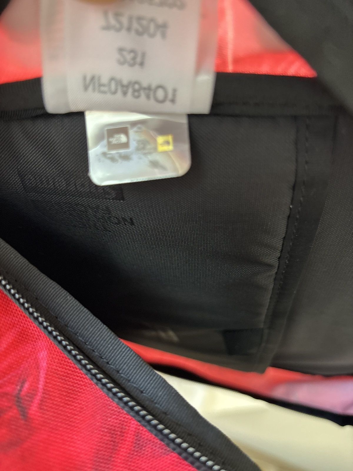 Supreme Supreme x North Face Red Borealis Backpack Size ONE SIZE - 9 Thumbnail