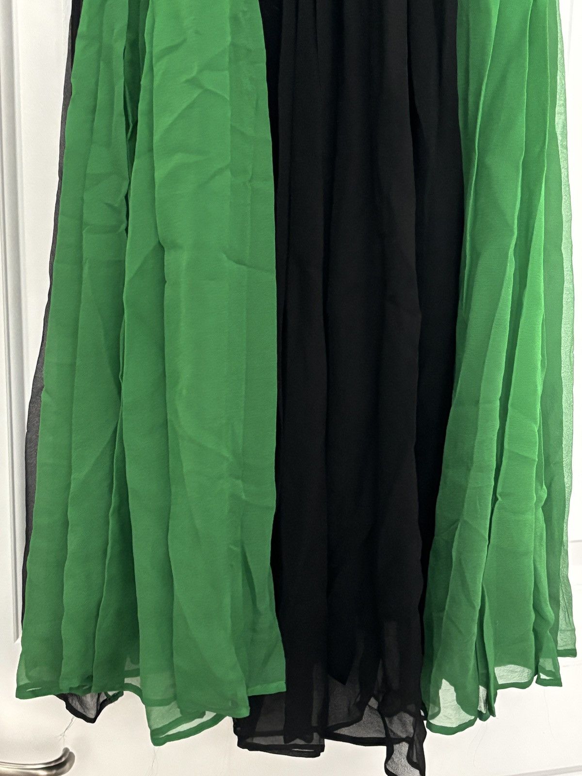 Henri Bendel RARE Vintage 1970s Henri Bendel Silk Dress – Made in France Size M / US 6-8 / IT 42-44 - 3 Thumbnail