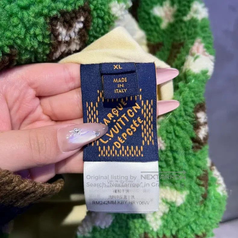 Louis Vuitton Louis Vuitton Green Logo print stand-up waist casual jacke Size US XL / EU 56 / 4 - 3 Thumbnail