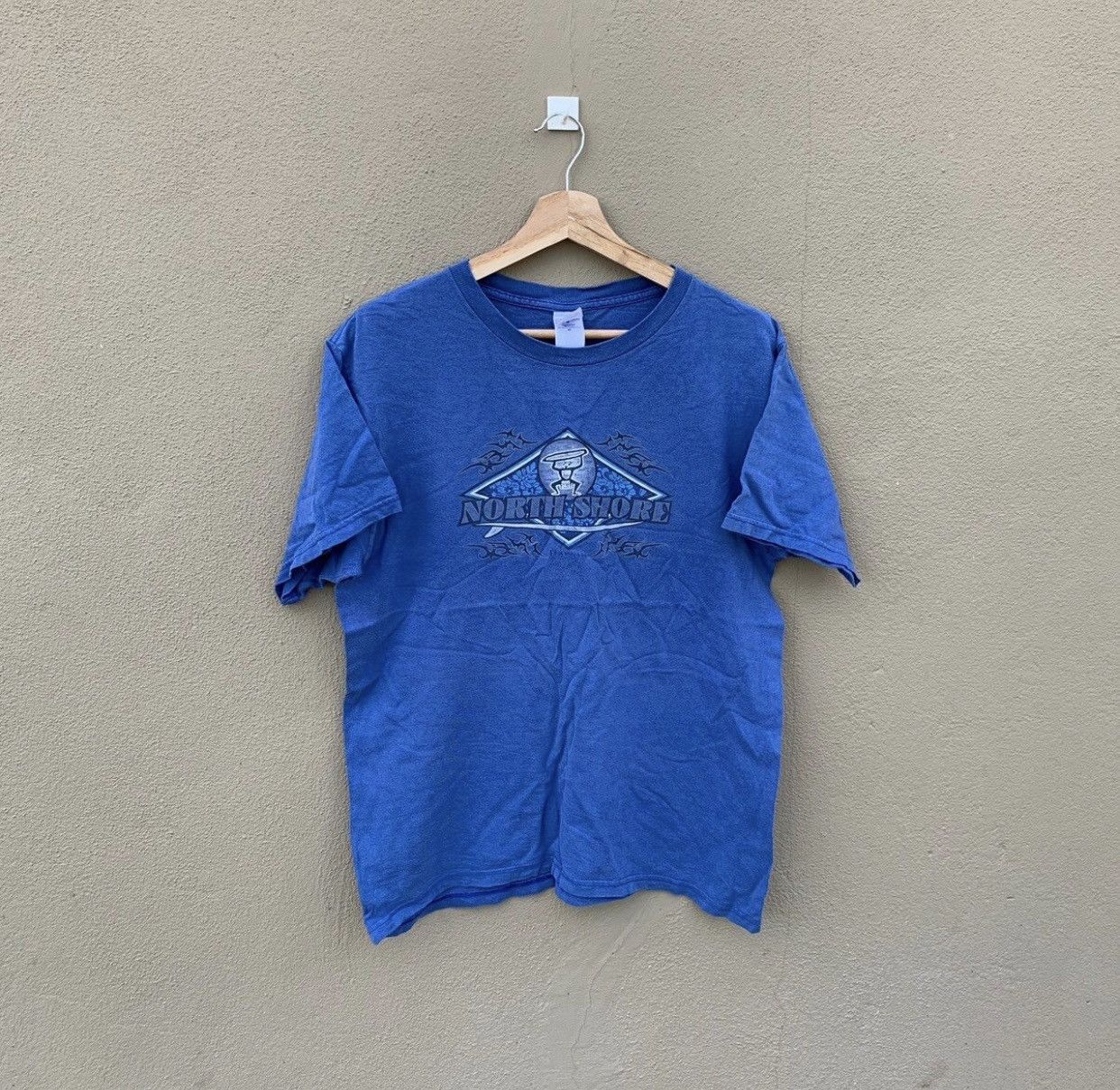 Vintage Vintage THRASHED FADED North Shore Surf Board Tribe Tshirt Size US M / EU 48-50 / 2 - 1 Thumbnail