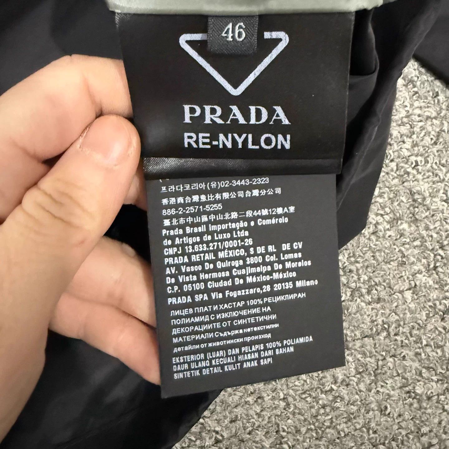 Prada Prada Recycled Nylon Black Triangle Logo Jacket 46 Size US S / EU 44-46 / 1 - 4 Thumbnail