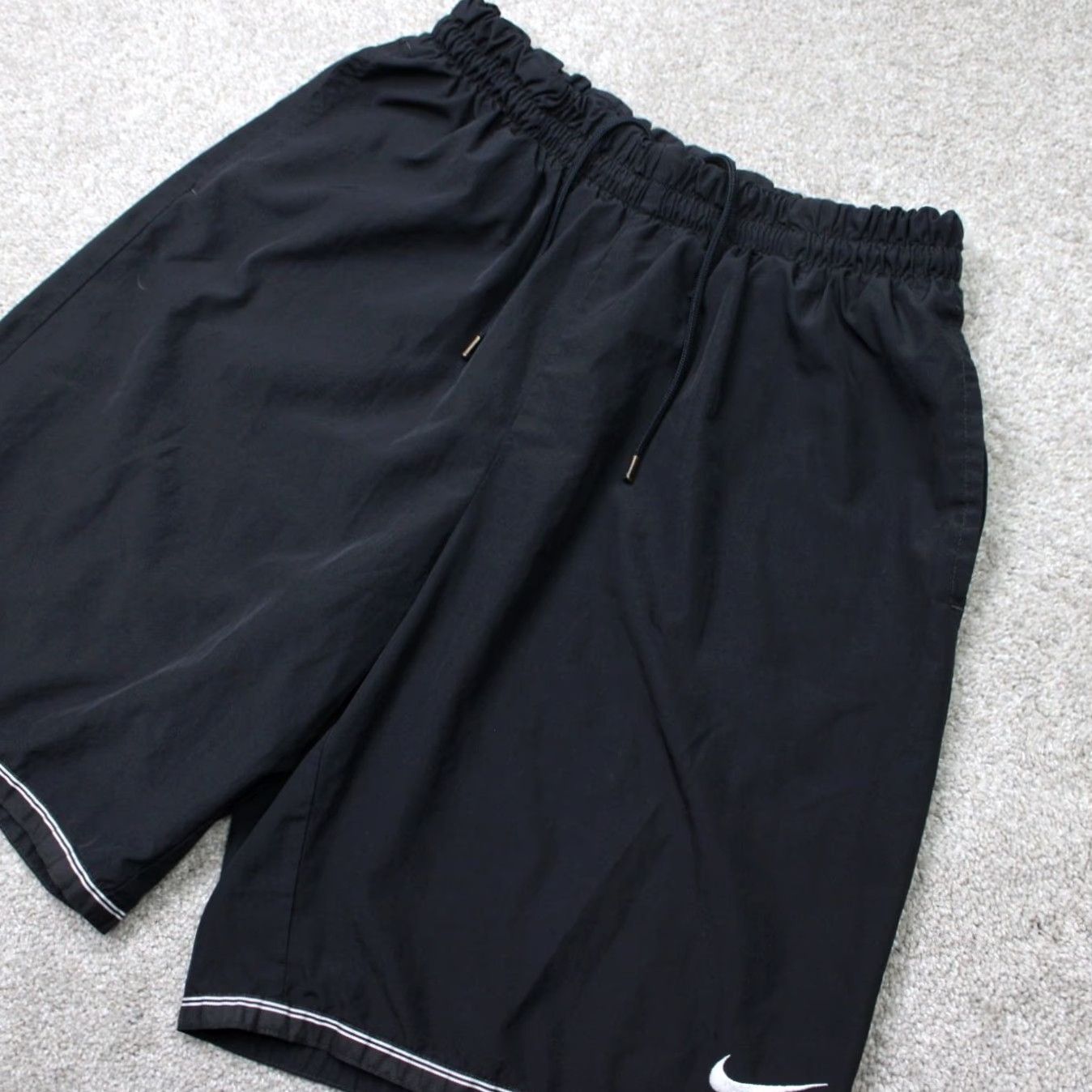 Nike VTG Nike Agassi Tennis Shorts Mens Large Black 1990s Olympic Challenge Court Tennis Shorts Men Large Black 90s Nike Size US 33 - 2 Thumbnail
