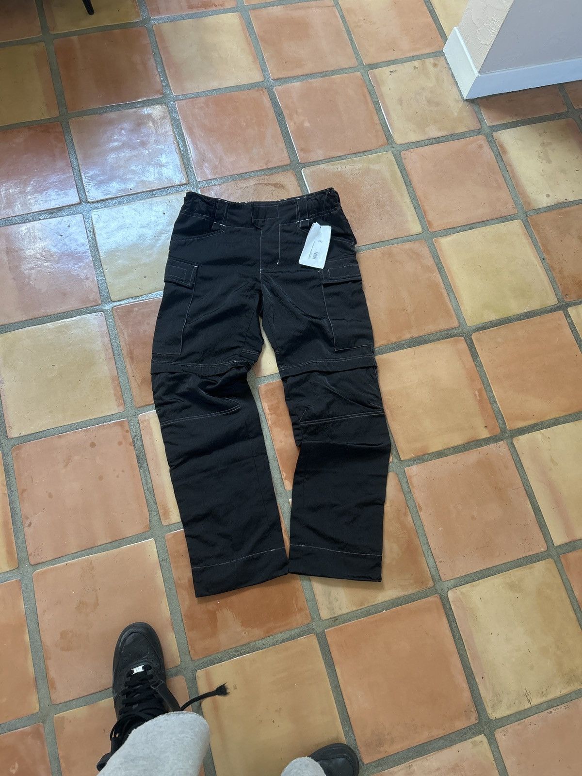 1017 ALYX 9SM × Destroy Lonely 1017 Aylx 9sm x Destroy Lonely Tour Merch Tactical Pants Size US 34 / EU 50 - 1 Thumbnail