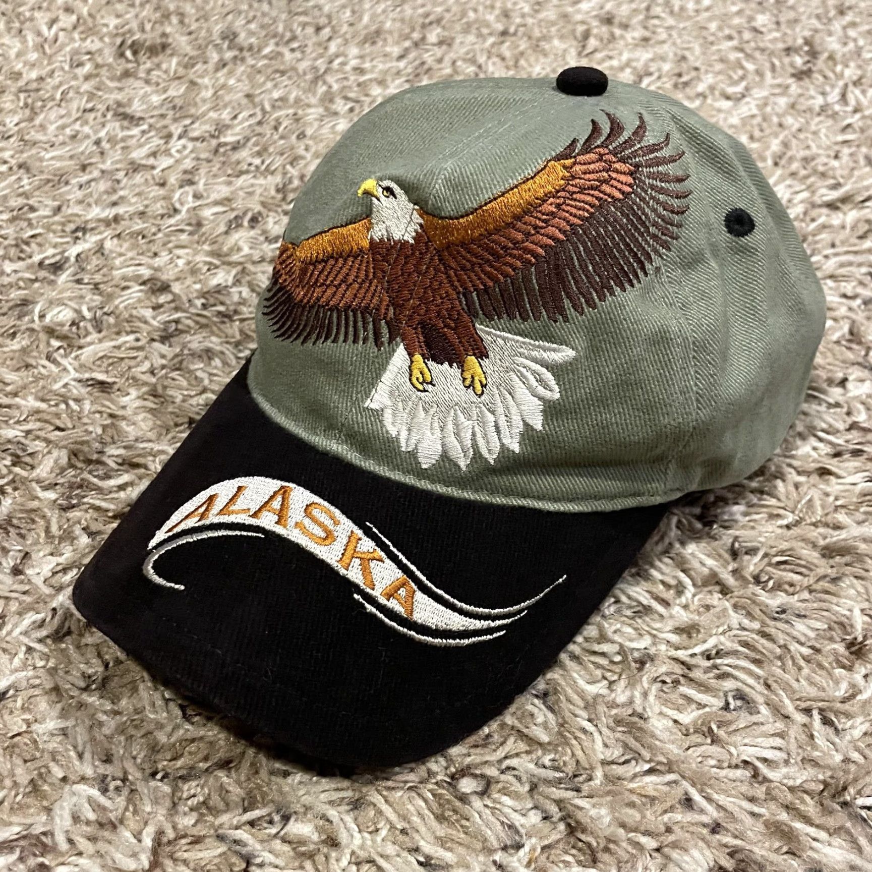 Vintage VINTAGE Alaska Bald Eagle Hat Strap Back Green Black Arctic Circle Size ONE SIZE - 2 Thumbnail