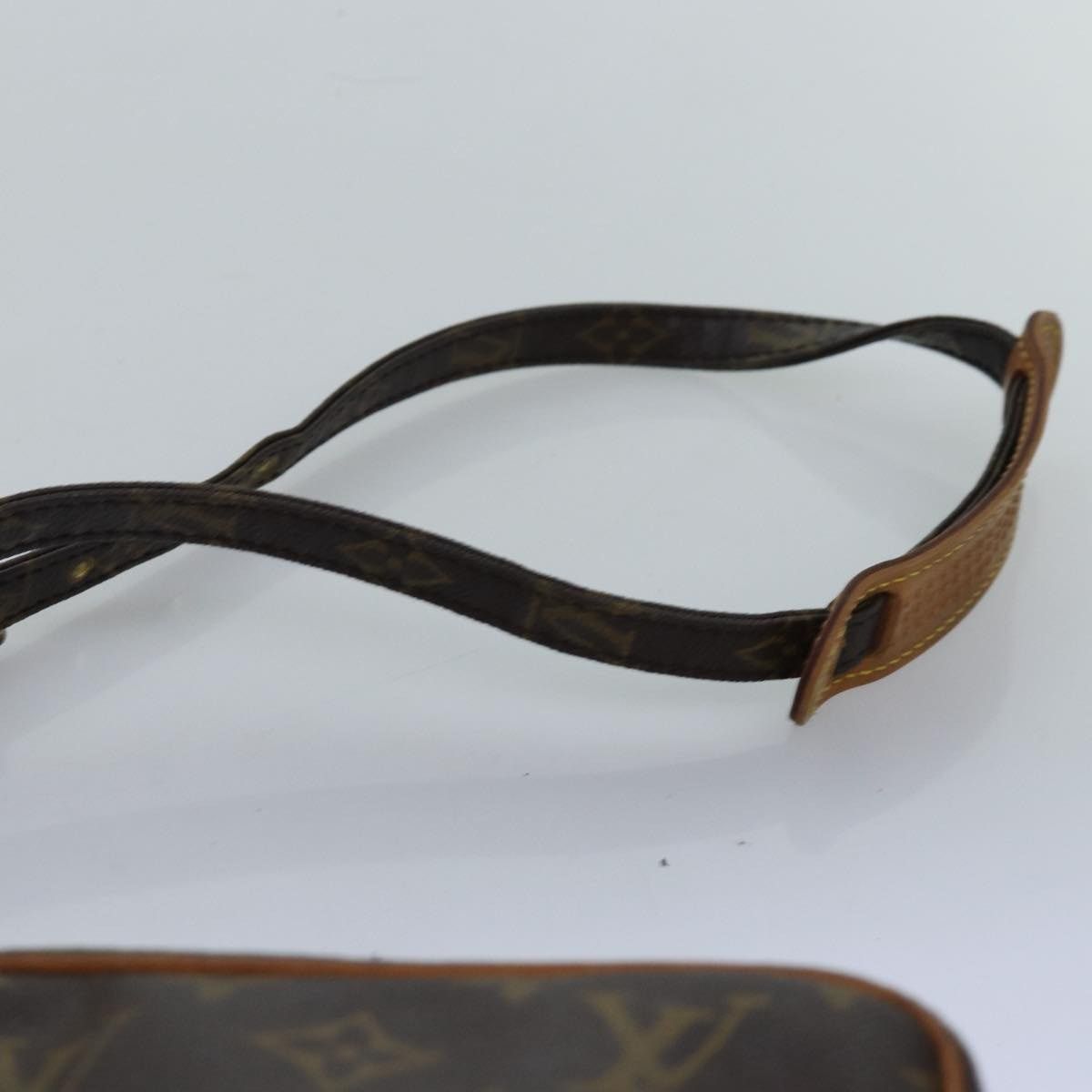 Louis Vuitton LOUIS VUITTON Monogram Danube Shoulder Bag M45266 Size ONE SIZE - 14 Thumbnail