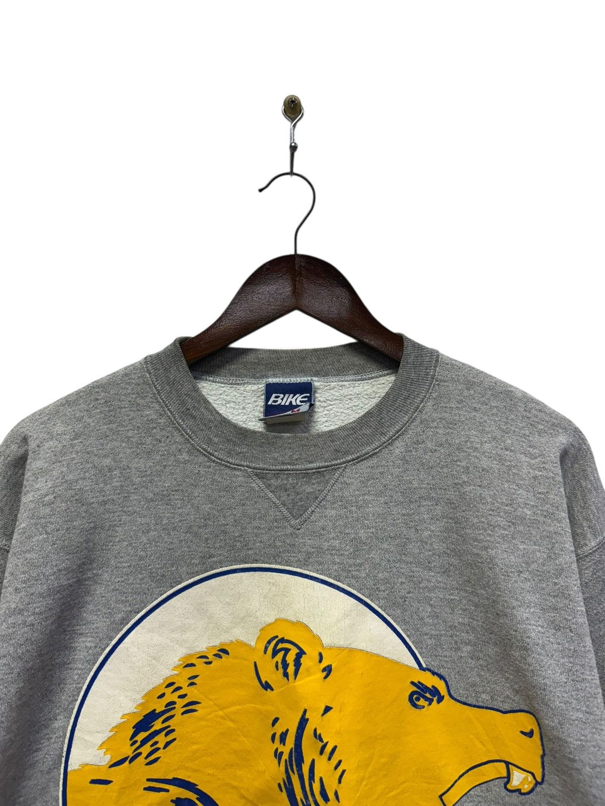 Vintage Vintage Ucla Bruins Usa Size US M / EU 48-50 / 2 - 4 Thumbnail