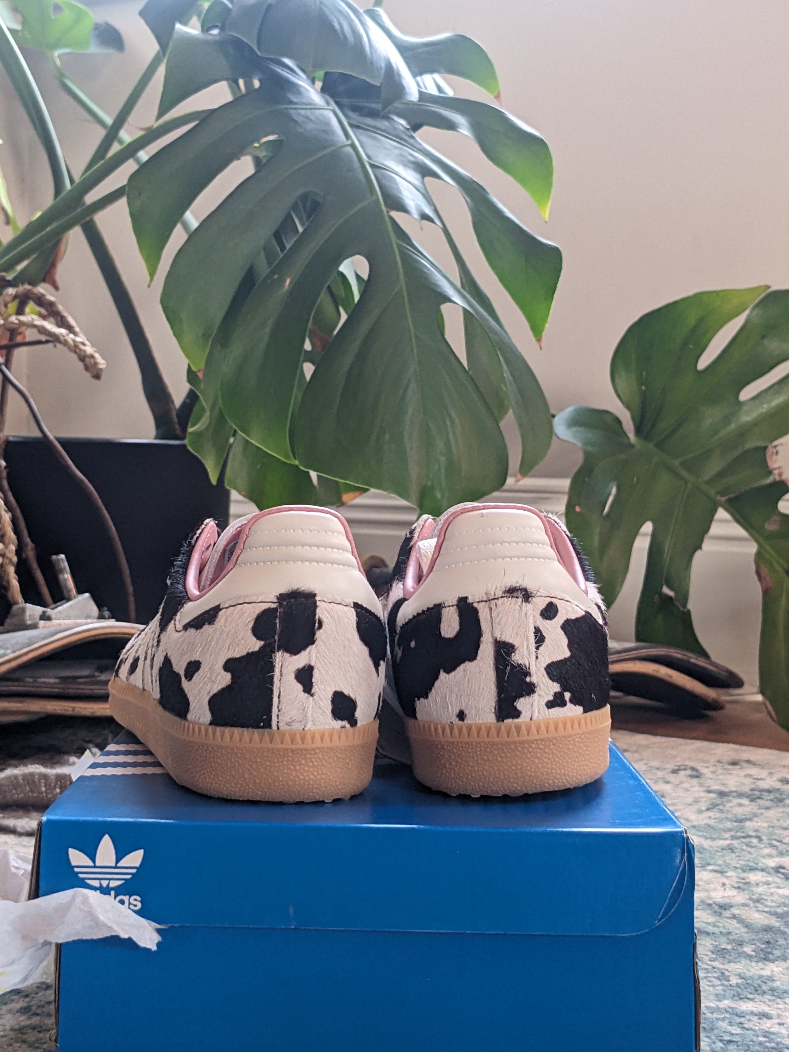 Adidas women's Adidas samba og cow print asos exclusive uk5 us6.5 Size US 6.5 / IT 36.5 - 4 Thumbnail