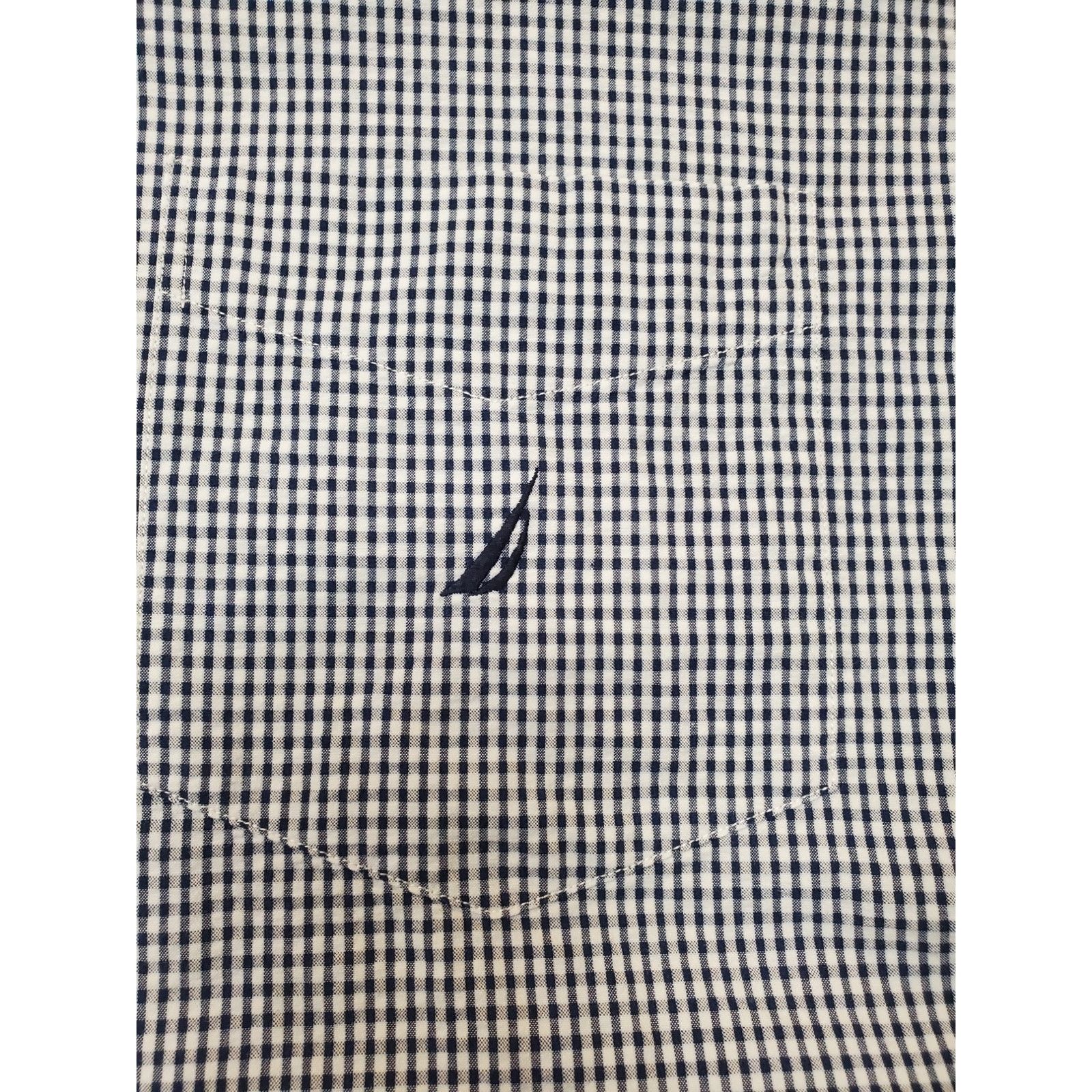 Nautica Nautica Mens XL Button Down Shirt Blue White Seersucker Size US XL / EU 56 / 4 - 8 Thumbnail