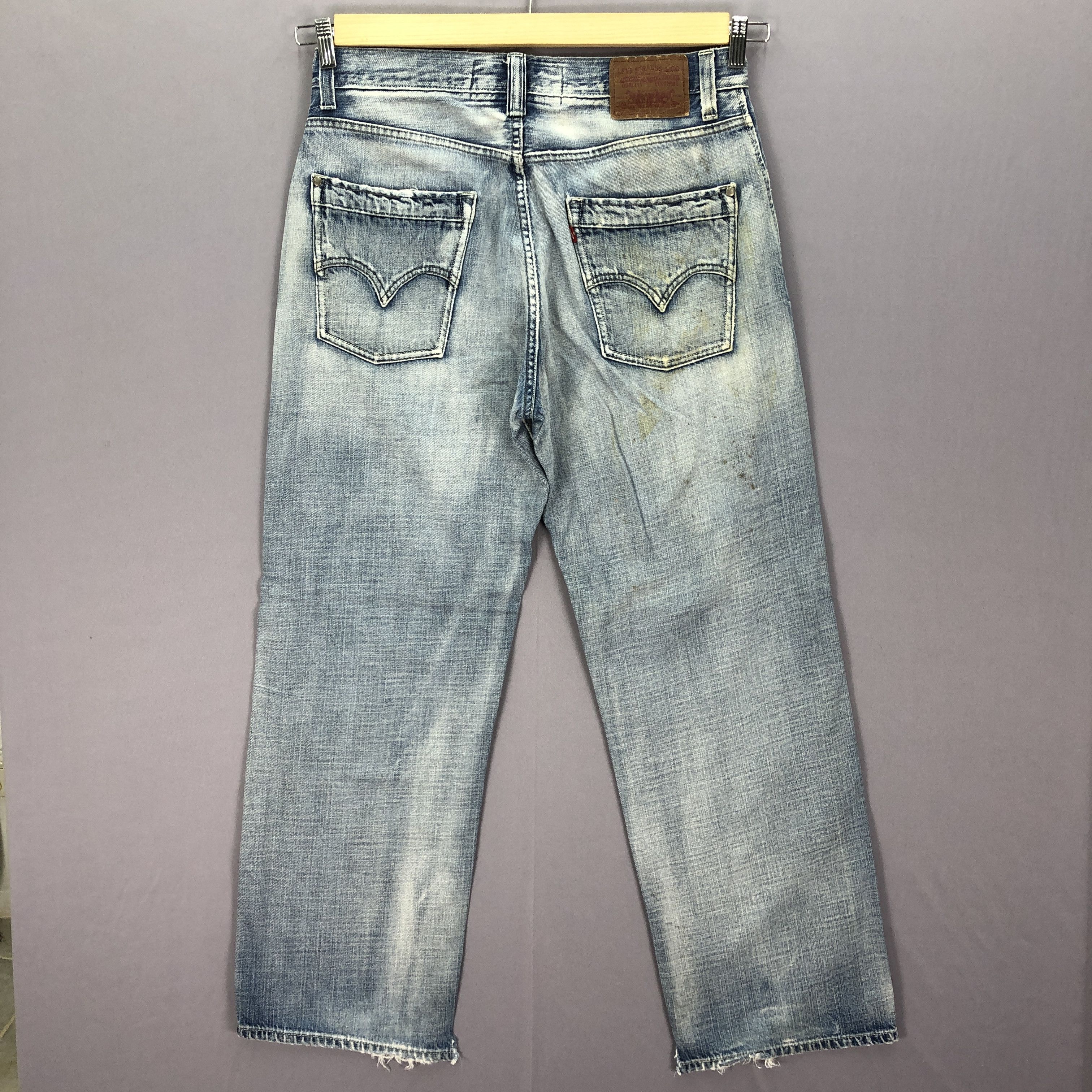 Jean Vintage Distressed Levis Baggy Jeans Levi's 569 Faded Denim Size US 32 / EU 48 - 2 Thumbnail