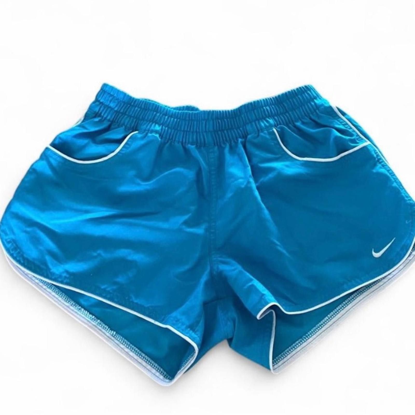 Nike Nike Women's Set of 4 Dri-Fit Athletic Shorts Size Small Size 28" / US 6 / IT 42 - 6 Thumbnail
