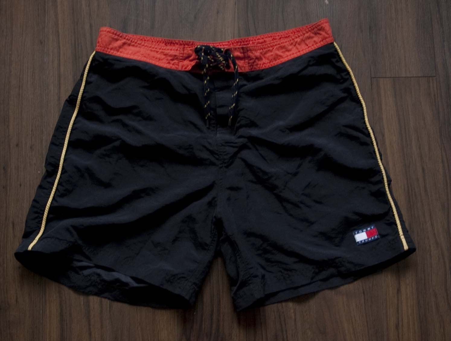 Tommy Hilfiger × Vintage Tommy Hilfiger Swim Board Shorts Size L / 34-35 Vintage Size US 36 / EU 52 - 1 Thumbnail