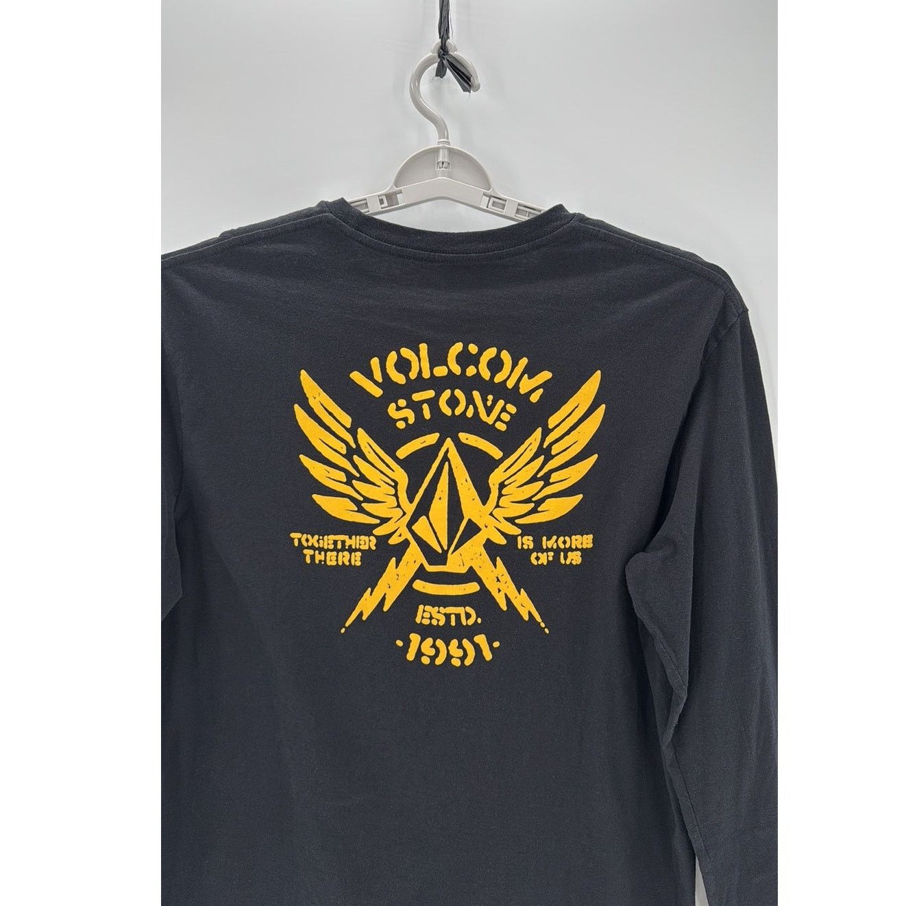 Volcom Volcom graphic front back long sleeve T shirt sz xl cotton Size US XL / EU 56 / 4 - 6 Thumbnail